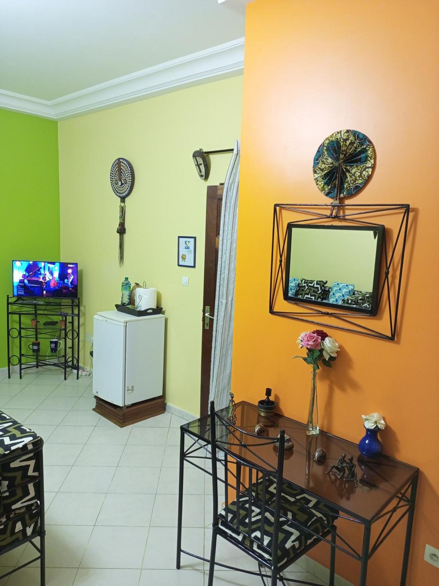 Delices Chez L'Habitant Diack Dakar Ngoại thất bức ảnh